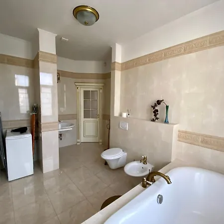 Royal Apartment