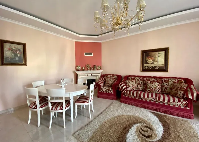 Royal * リヴィウ